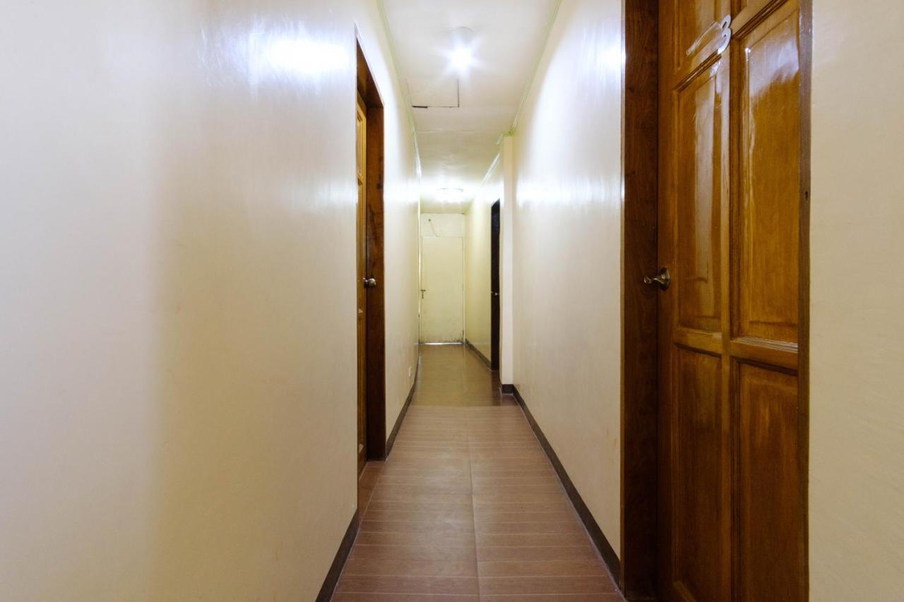 Reddoorz @ Poblacion 6 Coron Exterior foto